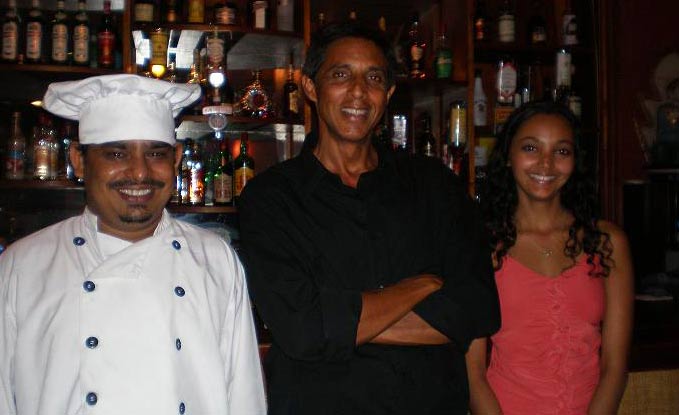 Happy Rajah - Grand Baie